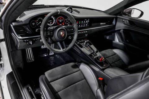 2024 Porsche 911 Dakar