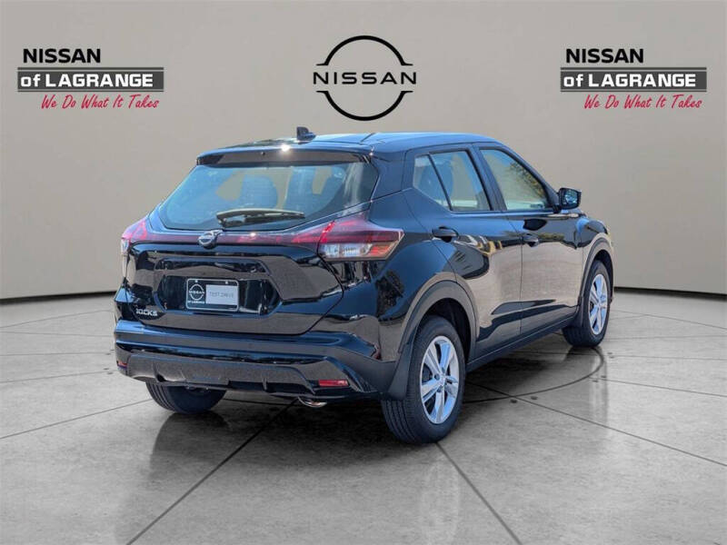 2025 Nissan Kicks Play S