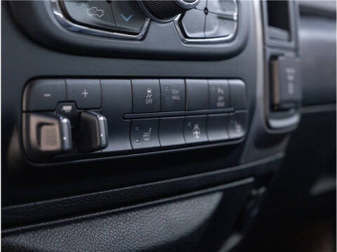 2020 RAM 1500 Classic SLT
