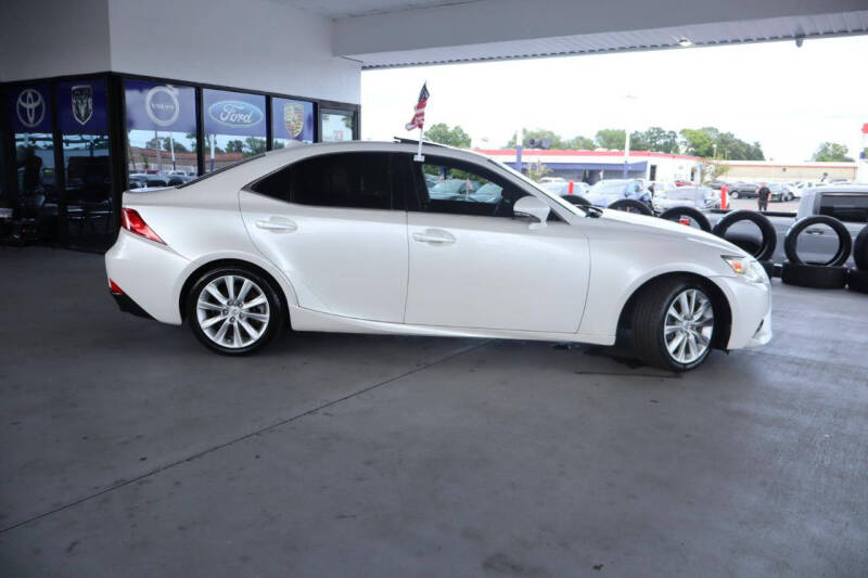 2016 Lexus IS 200t
