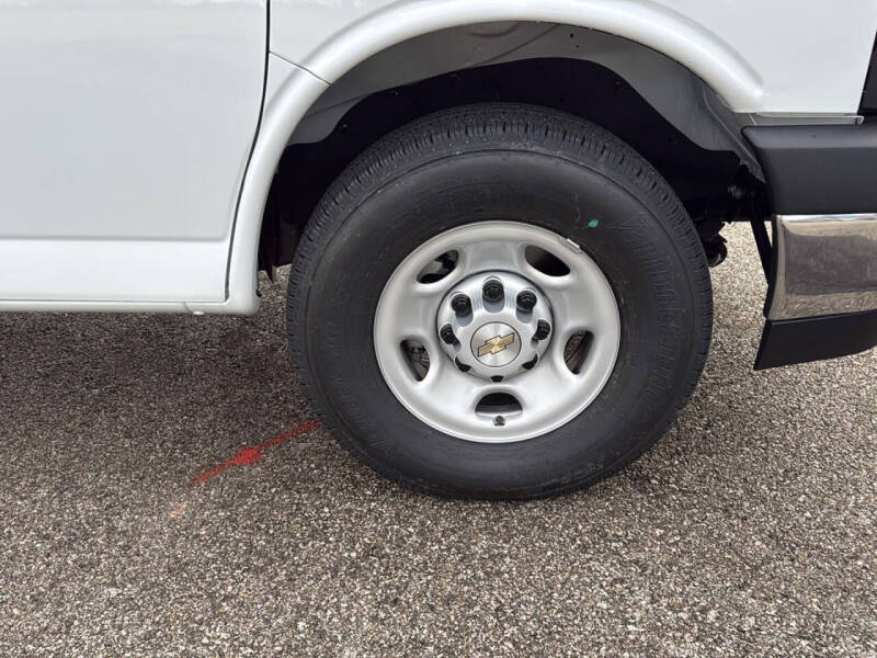 2026 Chevrolet Express 3500