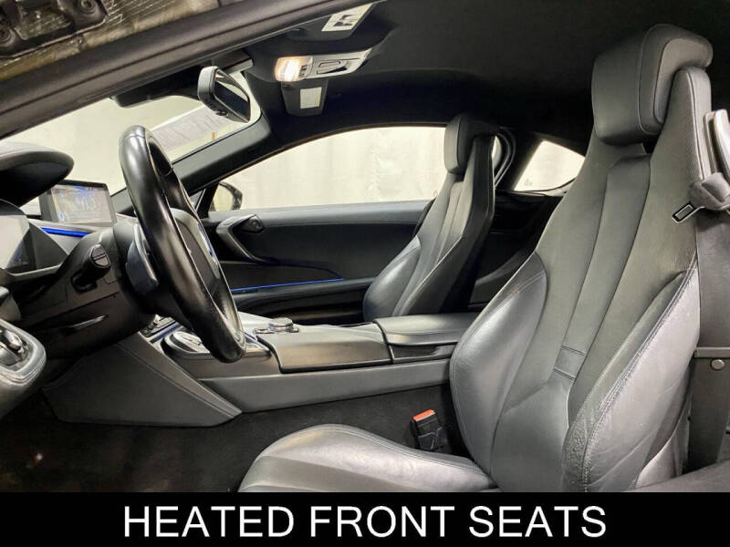 2016 BMW i8