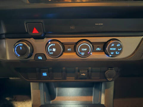 2021 Toyota Tacoma SR