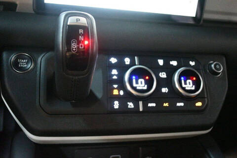 2023 Land Rover Defender 110 X-Dynamic SE