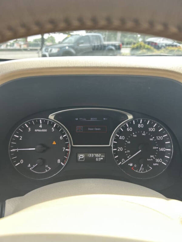 2013 Nissan Pathfinder SV