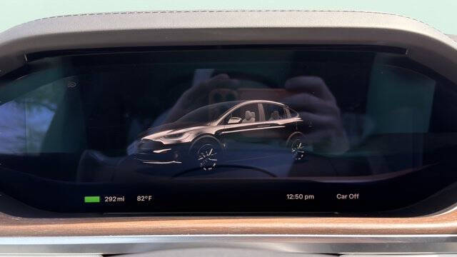 2023 Tesla Model X Plaid