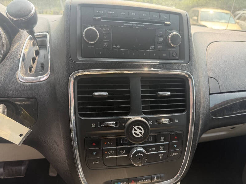 2012 Dodge Grand Caravan Crew