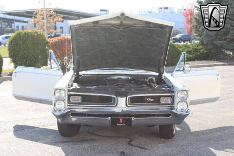 1966 Pontiac Grand Prix