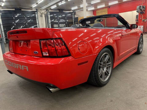 2003 Ford Mustang SVT Cobra