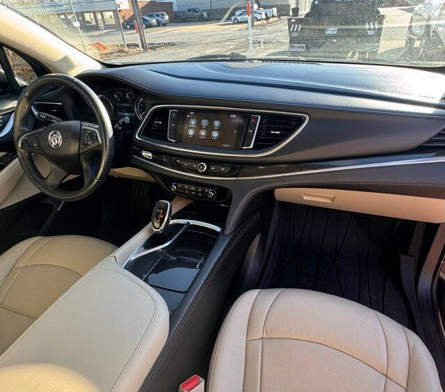 2019 Buick Enclave Essence