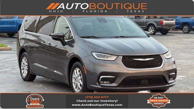 2023 Chrysler Pacifica Touring L