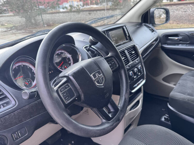 2020 Dodge Grand Caravan SE Plus