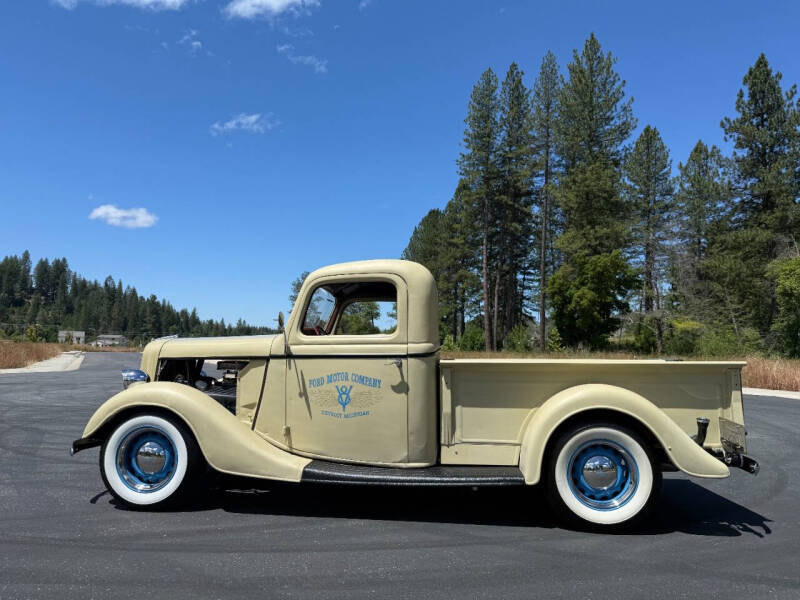 1936 Ford Model 67