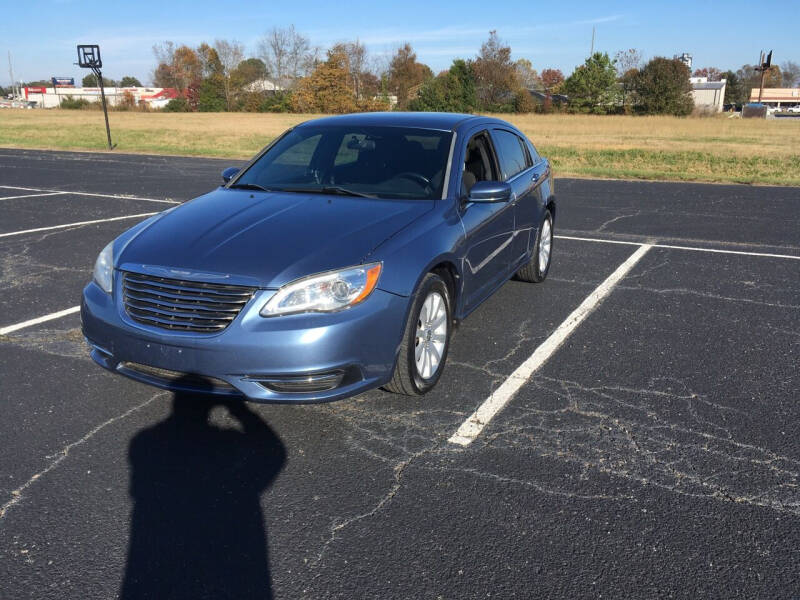 2011 Chrysler 200 for sale at B AND S AUTO SALES in Meridianville AL