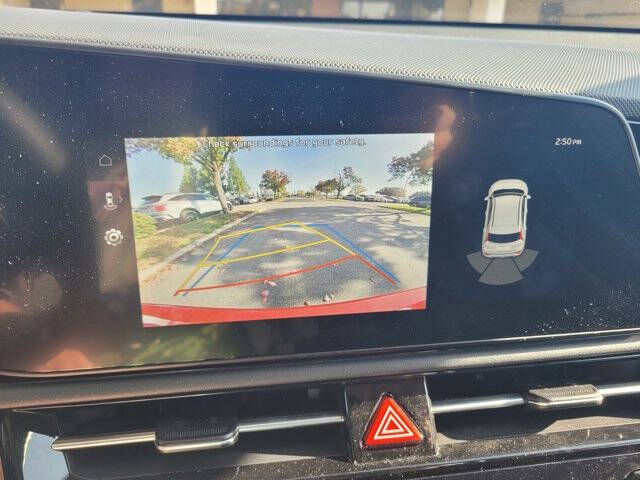 2024 Kia Niro EX Touring