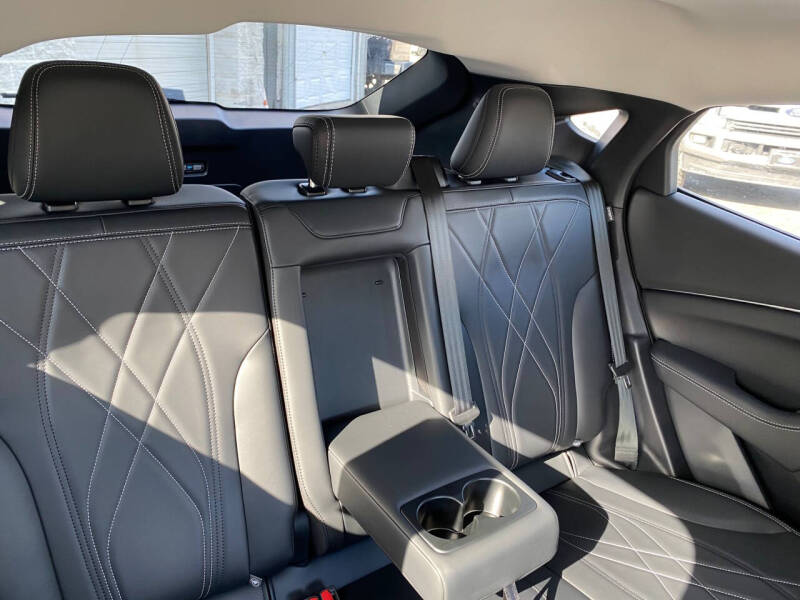 2024 Ford Mustang Mach-E Select