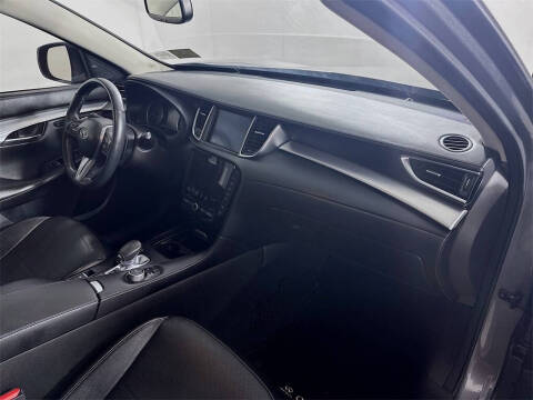 2022 Infiniti QX50 Essential