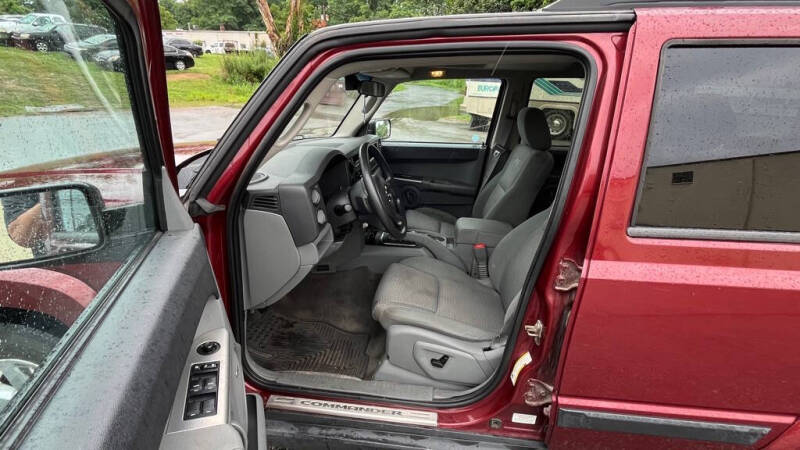 2007 Jeep Commander Sport