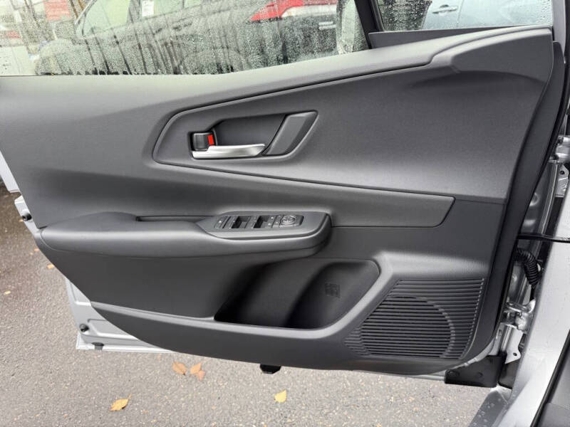 2026 Toyota Prius Plug-in Hybrid XSE