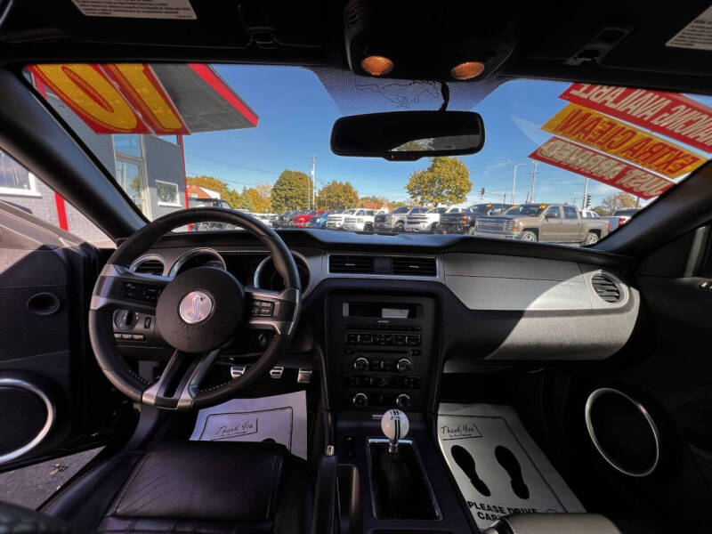 2010 Ford Mustang Shelby GT500 photo 16