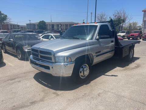 2000 Dodge Ram 3500 for sale at Legend Auto Sales in El Paso TX
