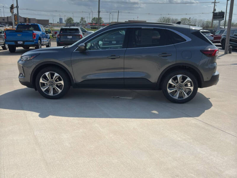 2023 Ford Escape Platinum