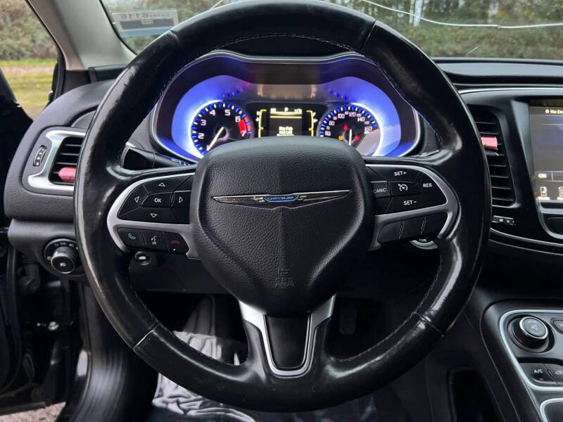 2016 Chrysler 200