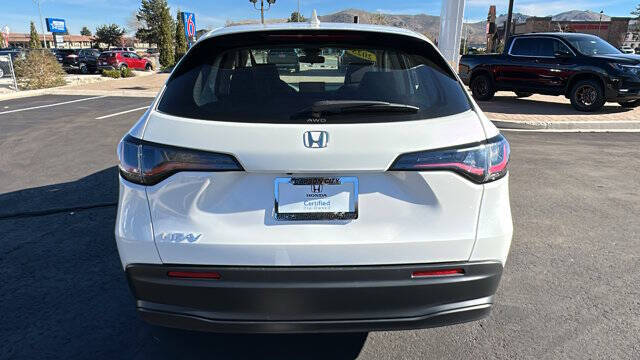 2025 Honda HR-V LX