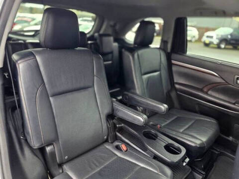 2016 Toyota Highlander Hybrid Limited Platinum