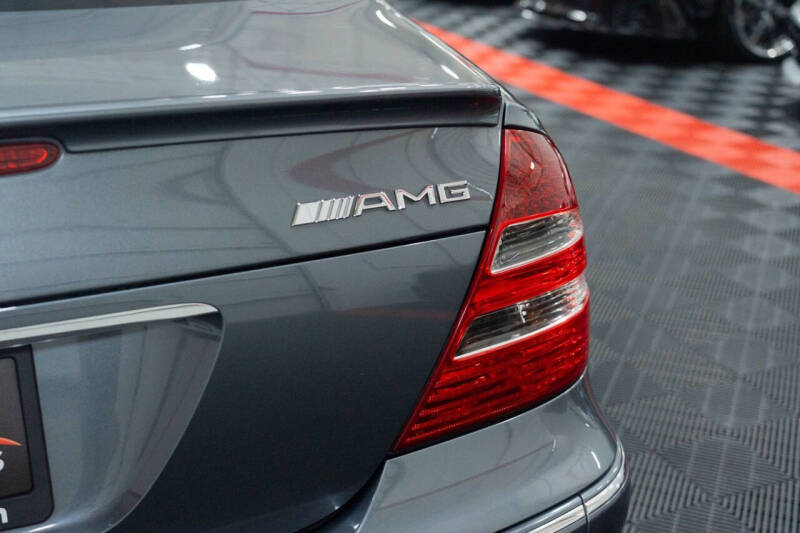 2005 Mercedes-Benz E-Class E 55 AMG