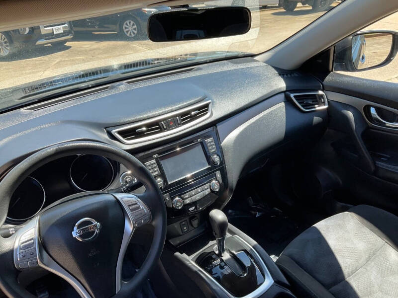 2015 Nissan Rogue SV