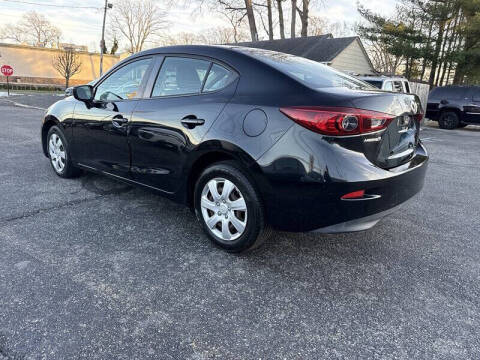 2015 Mazda MAZDA3 i Sport