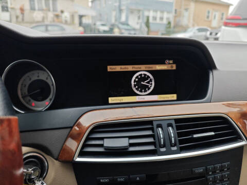 2012 Mercedes-Benz C-Class C 300 Sport 4MATIC