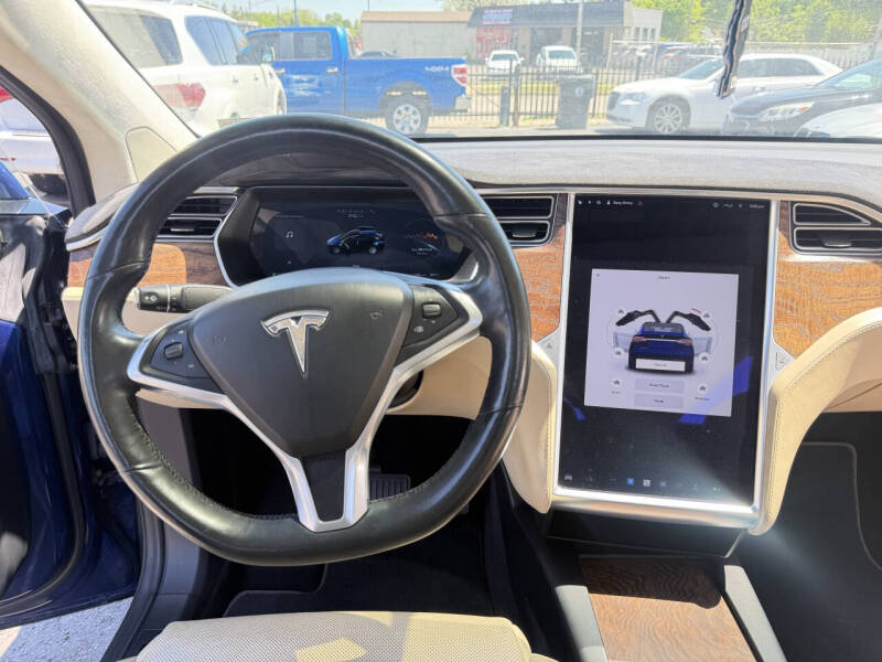 2017 Tesla Model X 90D