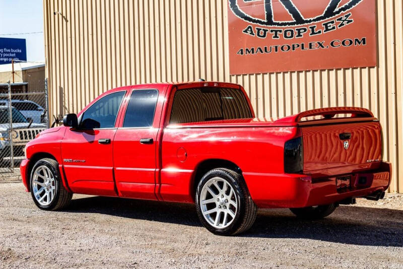2005 Dodge Ram 1500 SRT-10