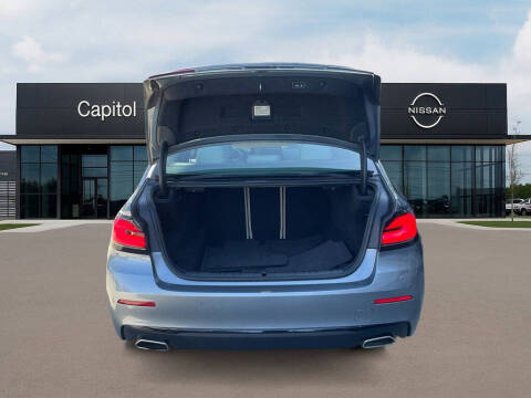 2022 BMW 5 Series 530i