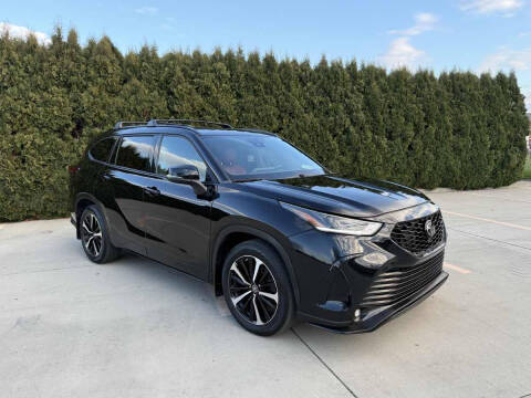 2022 Toyota Highlander XSE