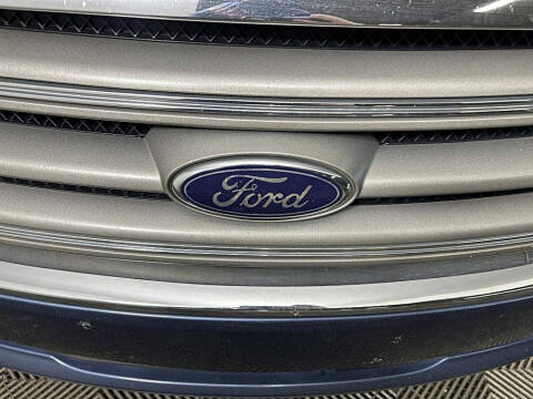 2019 Ford Taurus SEL