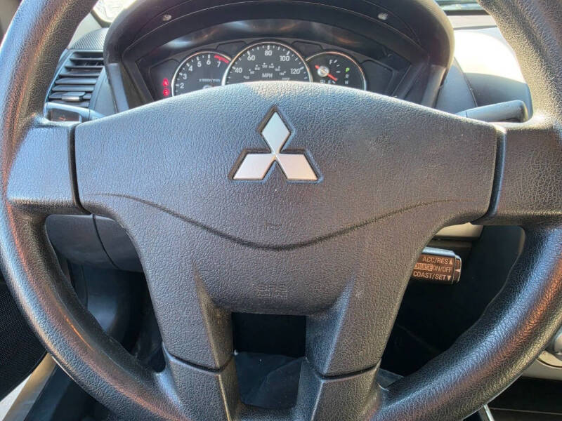 2011 Mitsubishi Galant FE