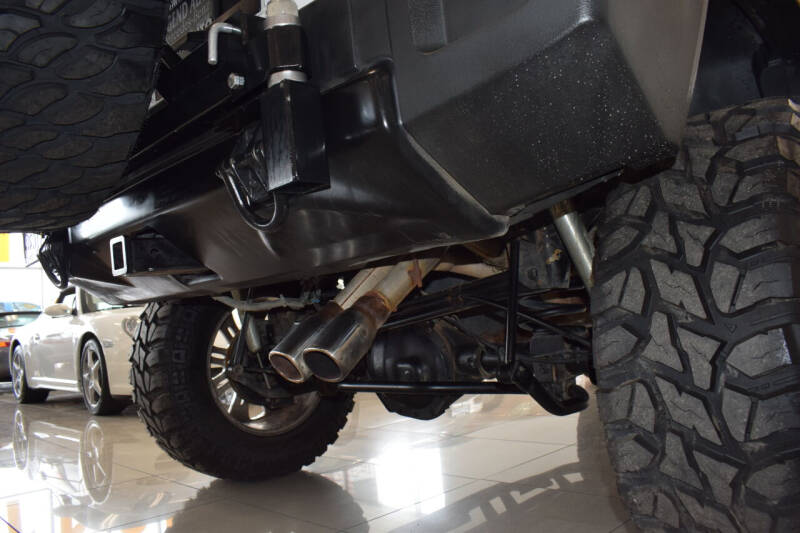 2003 HUMMER H2 Lux Series