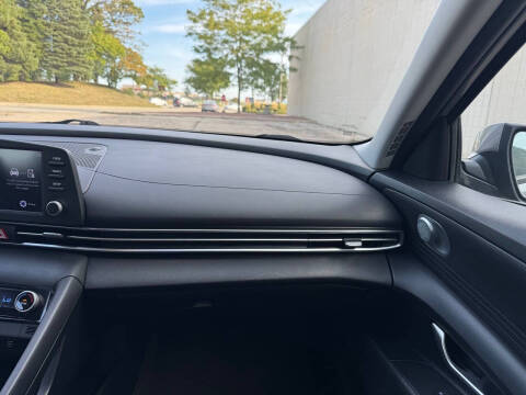 2021 Hyundai Elantra SEL