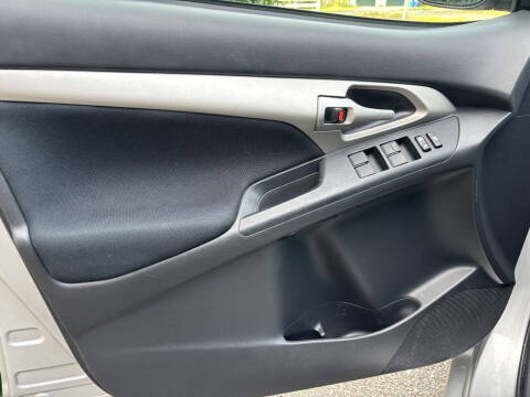 2013 Toyota Matrix S