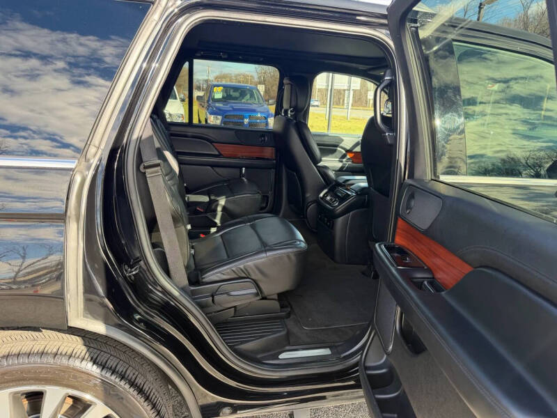 2018 Lincoln Navigator Select