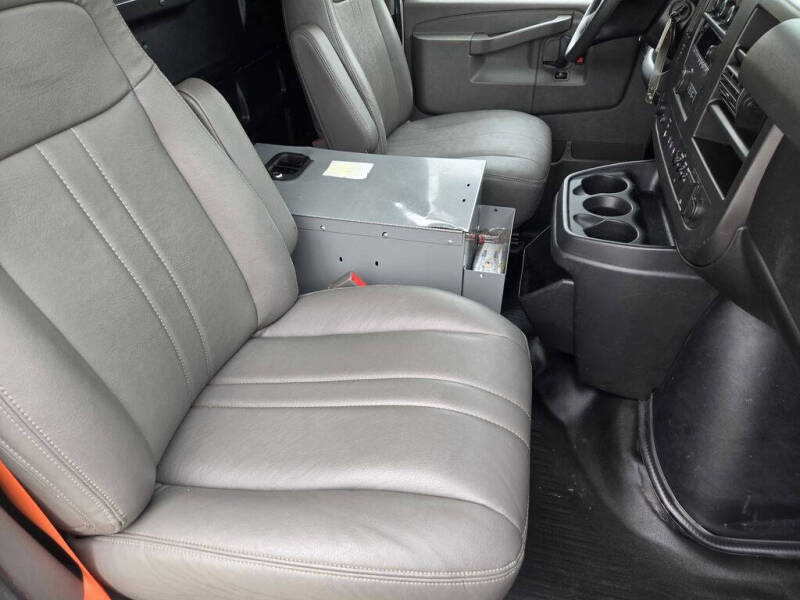 2018 Chevrolet Express 2500