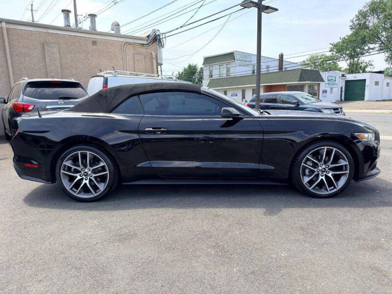 2017 Ford Mustang EcoBoost Premium