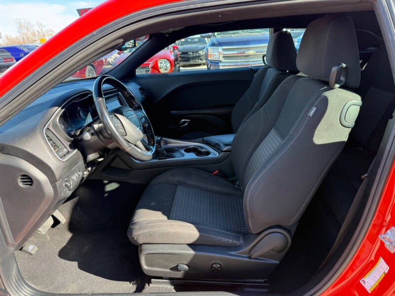 2020 Dodge Challenger SXT