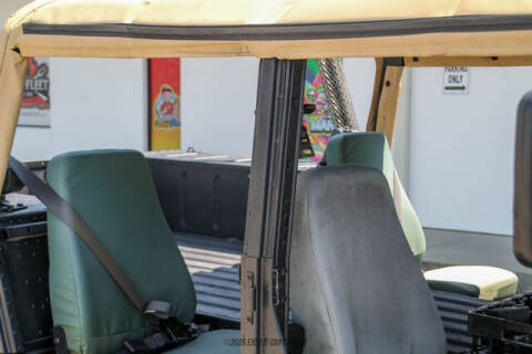 2014 AM General Hummer