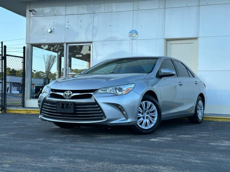 2015 Toyota Camry for sale at Universal Cars in Austell GA