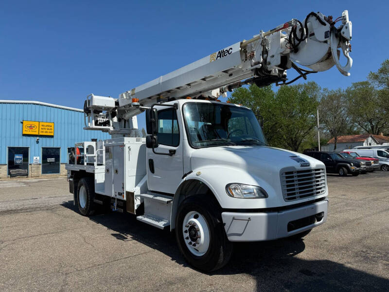 2019 Freightliner M2 106