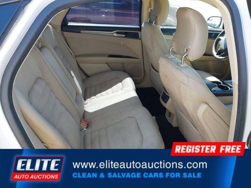 2014 Ford Fusion SE